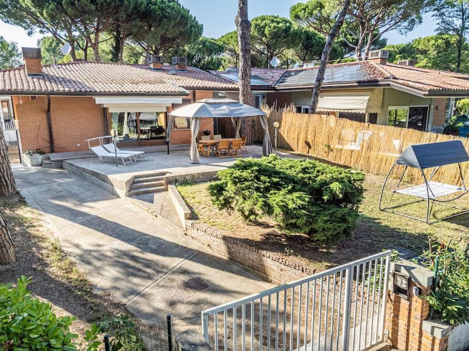 Pineta House Lignano Free Parking-Beach-Garden Villa Lignano Sabbiadoro Exterior photo